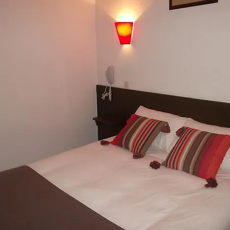 Hotel L'hermine 2*