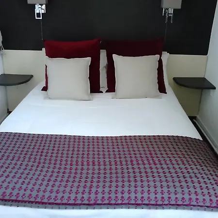 L'hermine Hotel 2*